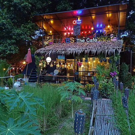 Do Dee Cafe Bangkok Hostel Zewnętrze zdjęcie