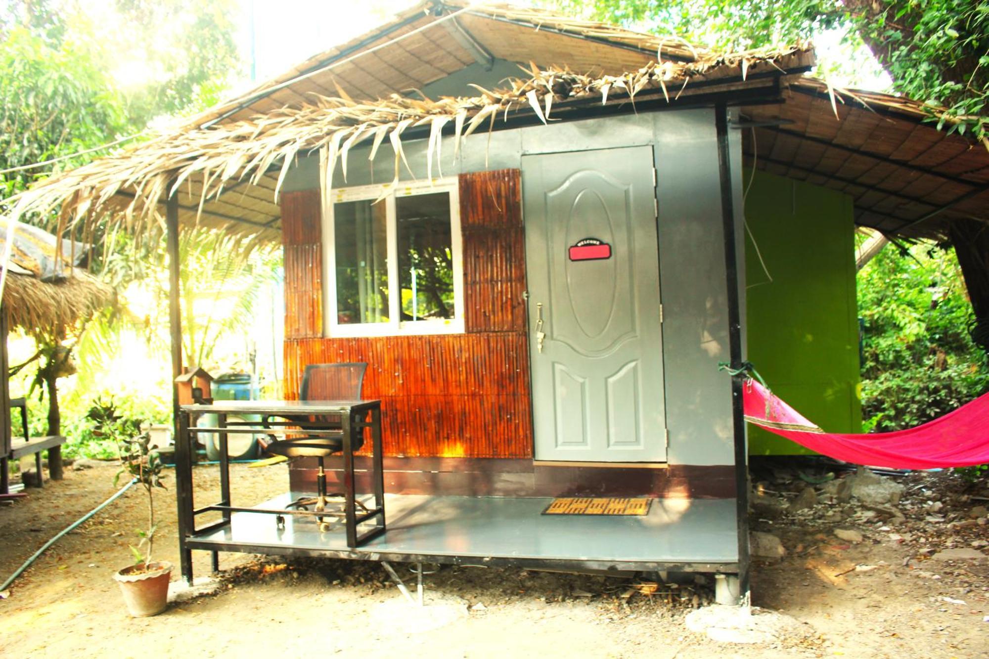 Do Dee Cafe Bangkok Hostel Zewnętrze zdjęcie