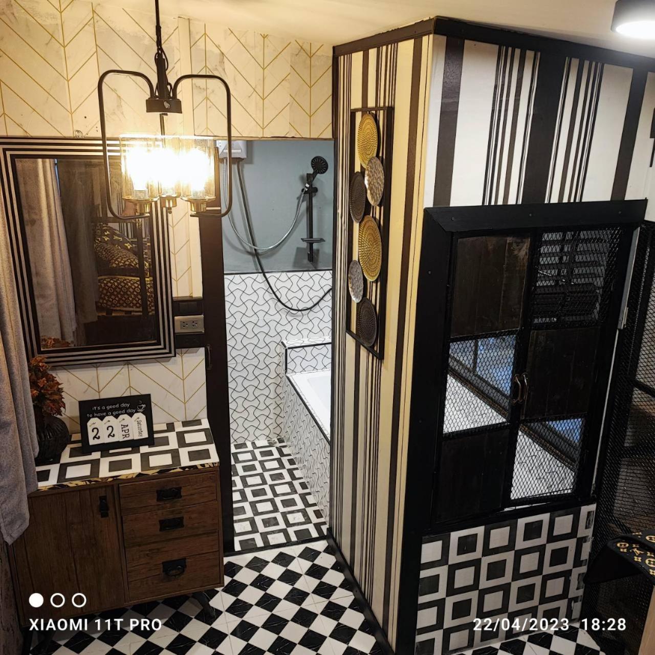 Do Dee Cafe Bangkok Hostel Zewnętrze zdjęcie