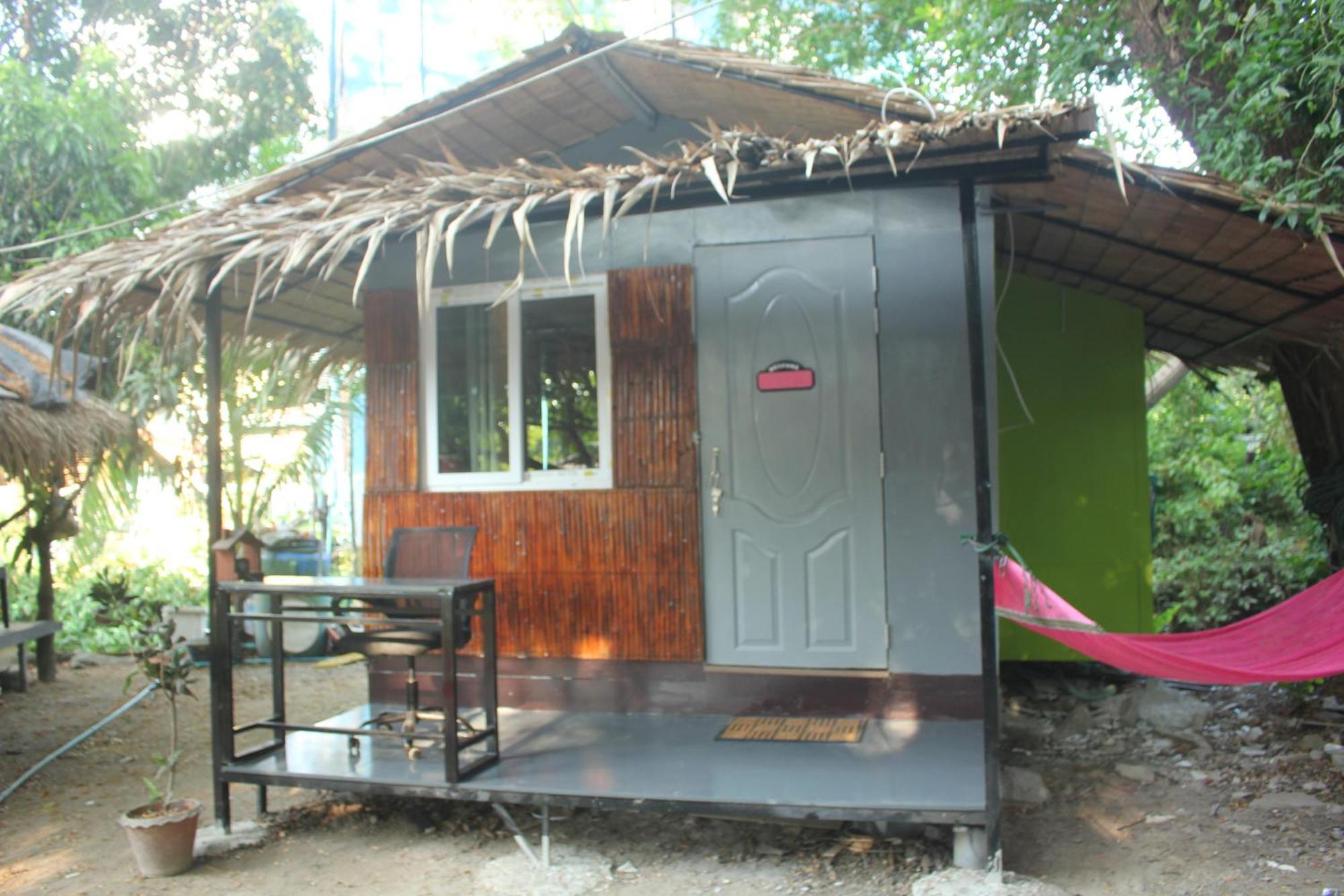 Do Dee Cafe Bangkok Hostel Zewnętrze zdjęcie