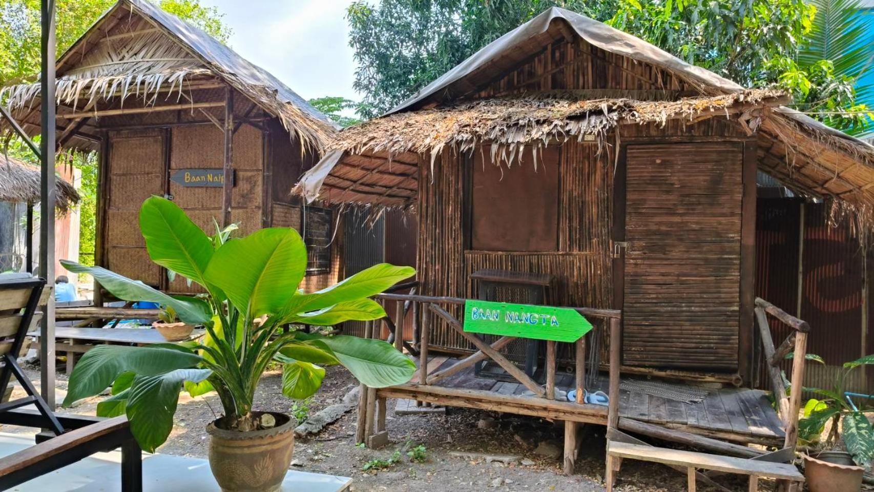 Do Dee Cafe Bangkok Hostel Zewnętrze zdjęcie